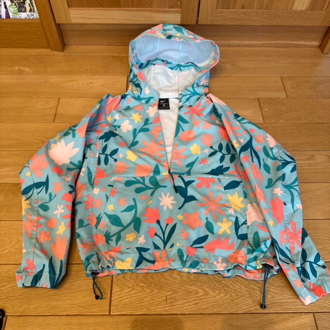 SALE★【新品】【未使用】NIKE ハーフジップ花柄ジャケット　ウィメンズXS