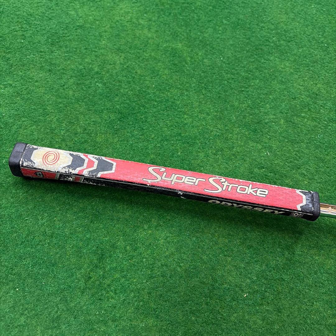 ODYSSEY oworks V-LINE FANG CH パター レッド