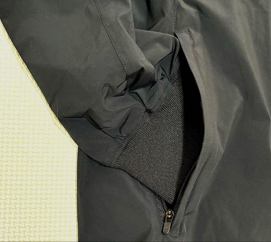 メンズウェア BRIEFING POCKETABLE WIND & RAIN CREWNECK