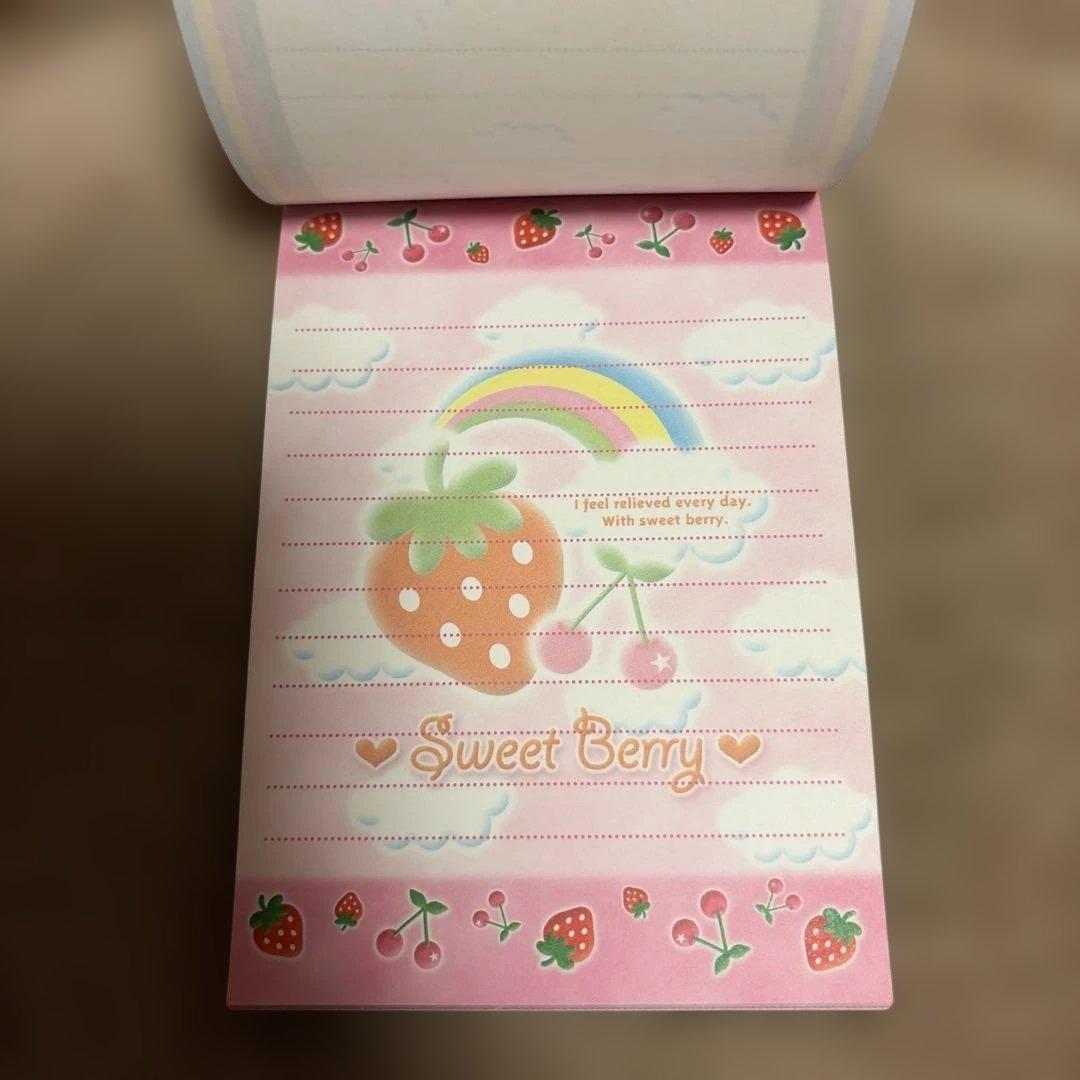 新品未使用　未開封　平成レトロ　メモ帳　sweet berry シール付き