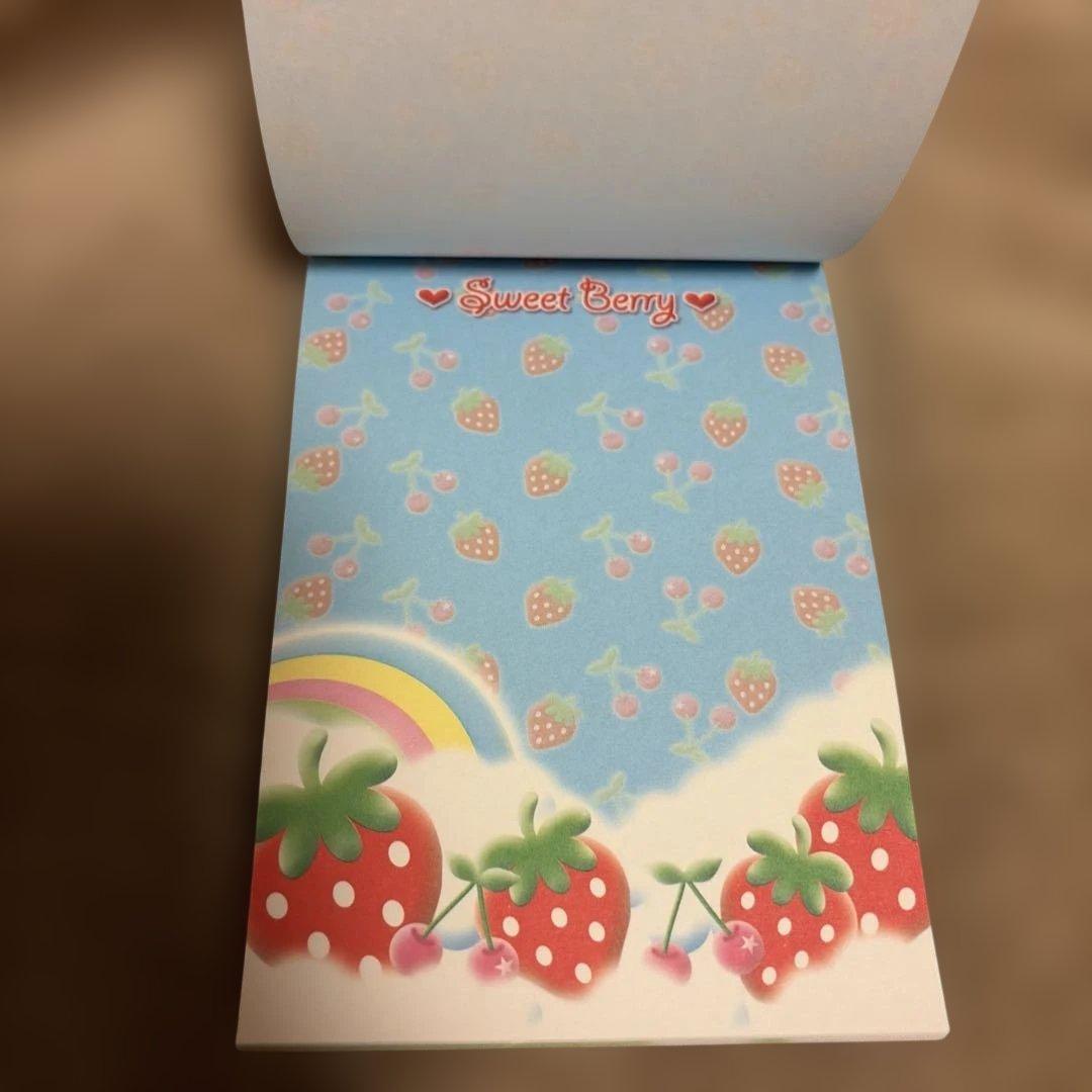 新品未使用　未開封　平成レトロ　メモ帳　sweet berry シール付き