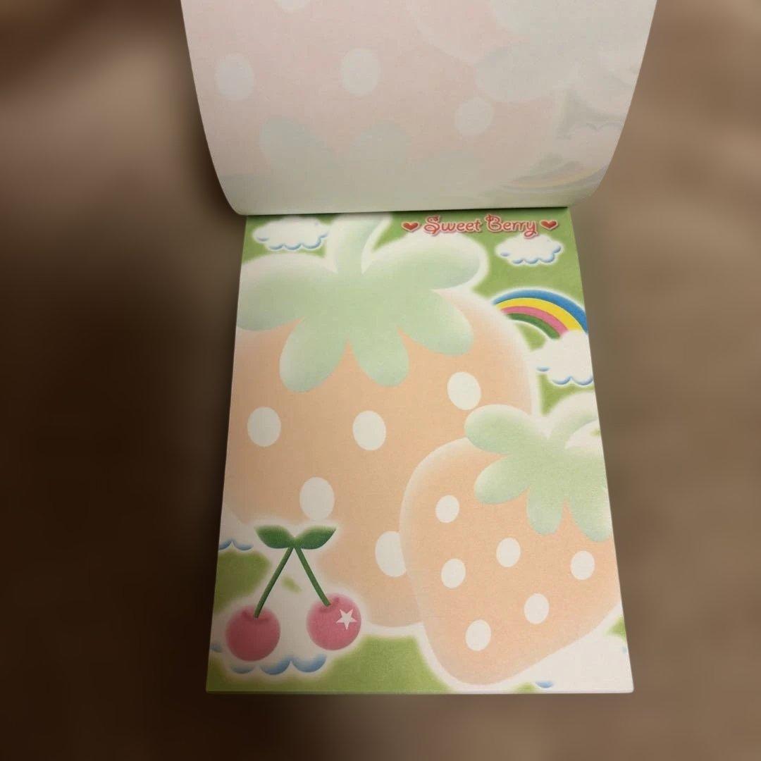 新品未使用　未開封　平成レトロ　メモ帳　sweet berry シール付き