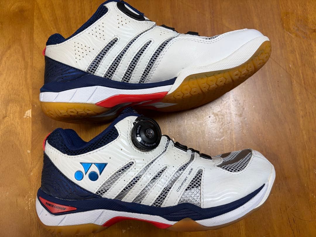 YONEX パワークッションコンフォートワイドD 23.5