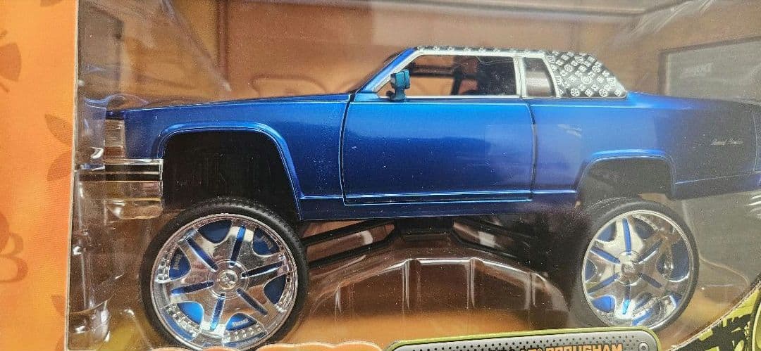 レア物 jada 1/24 DONK1985 Cadillac Brougham