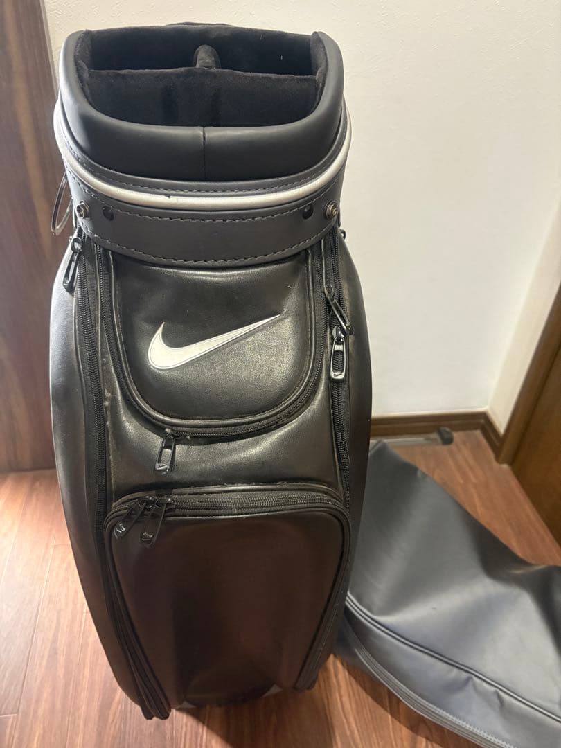 パ*ロ様 【超希少品】Nike ゴルフバッグ ブラック　おまけつき