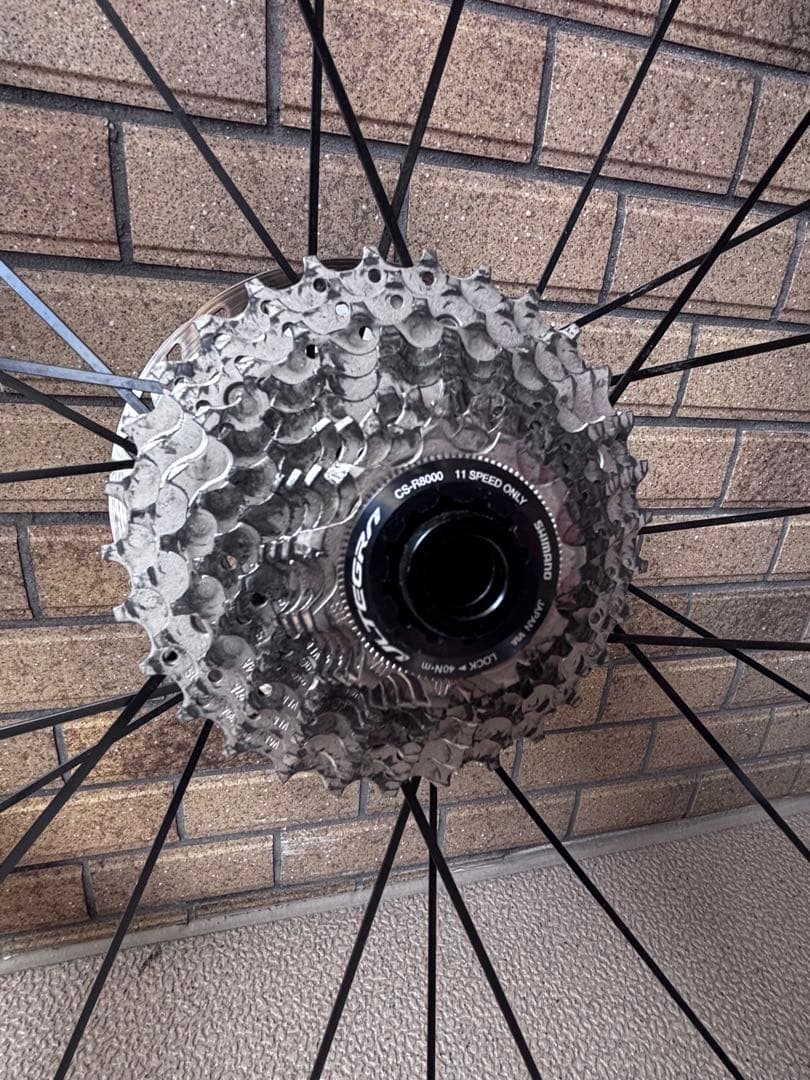 美品MAVIC cosmic SL45 ほぼ新品 スプロケット、その他備品付き