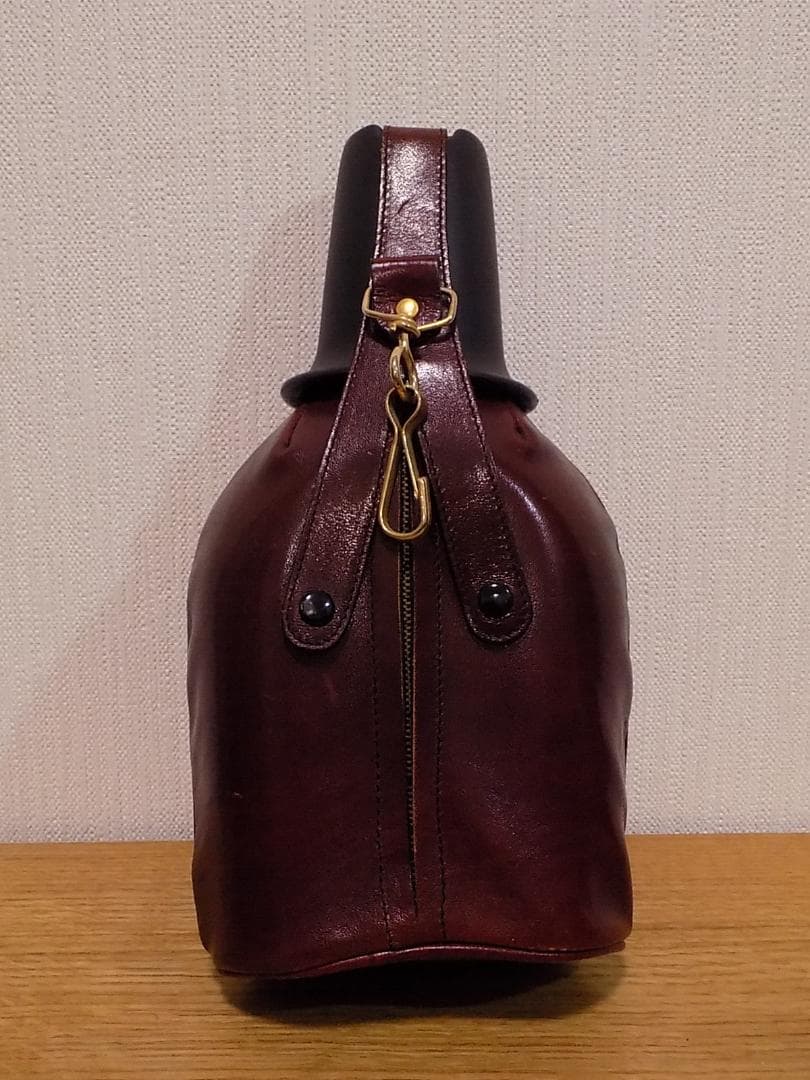 Etienne Aigner　革カバー付き水筒新品未使用　イタリア製