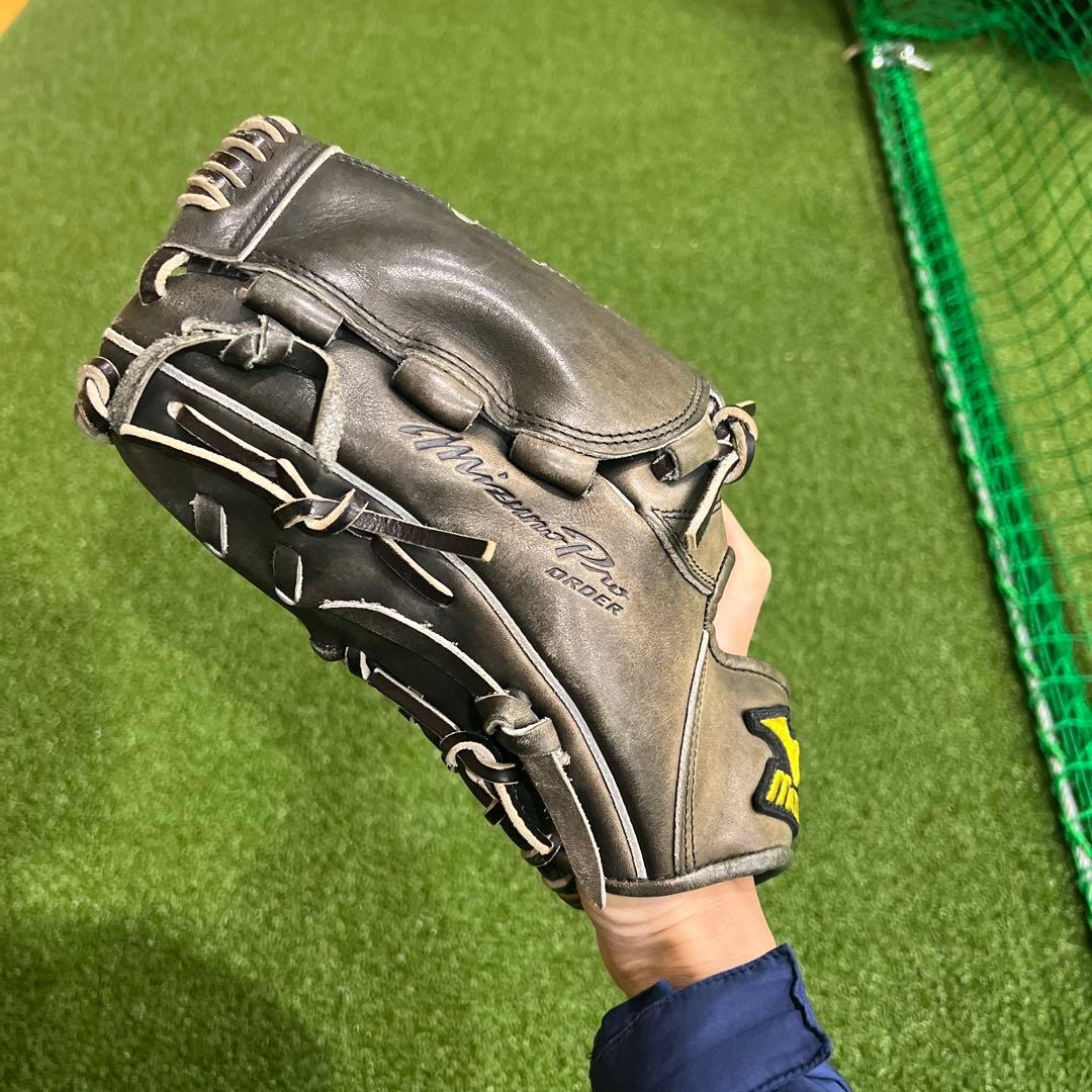 Mizuno Pro order 硬式グローブ　左
