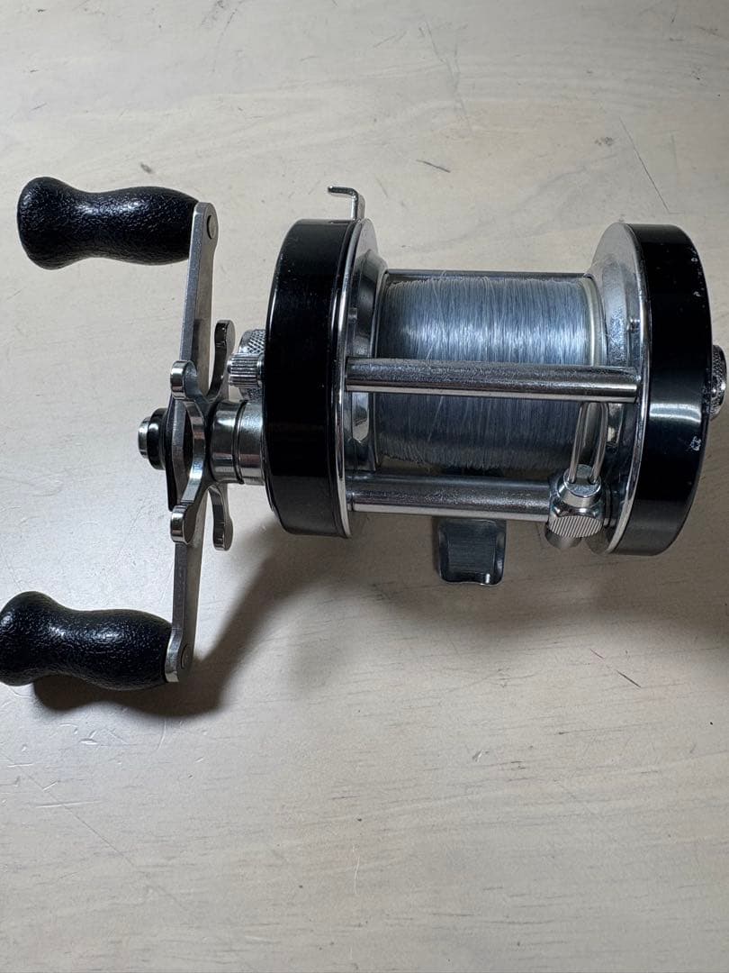 ambassadeur 6500CL ベイトリール