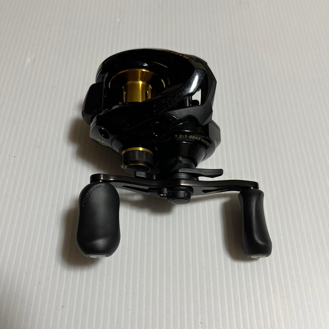 【かぶとむし】シマノ　バスワン　XT 150