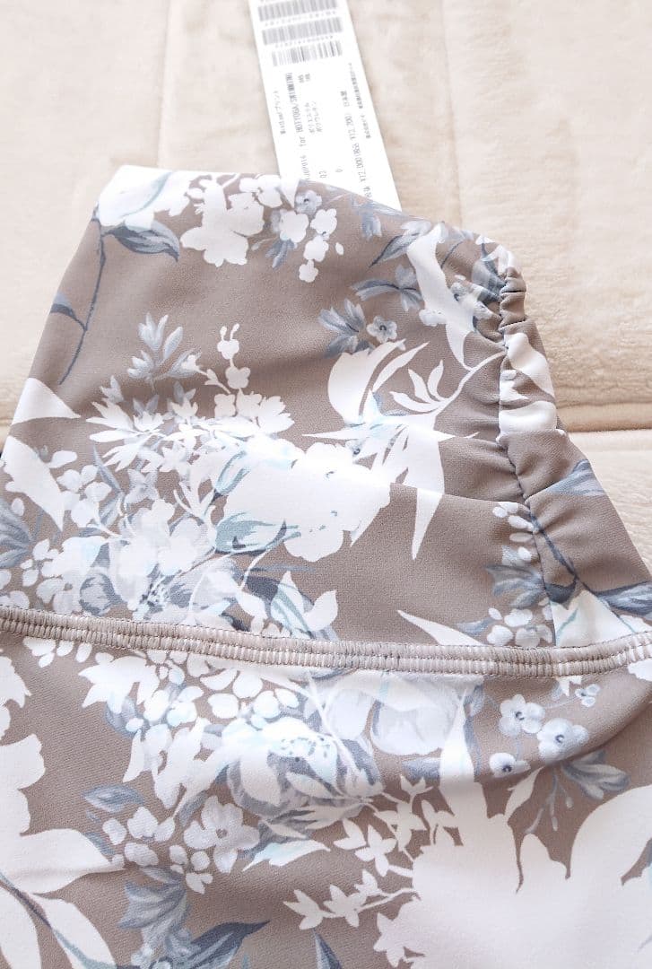 新品未使用 Julier ClearFlowerプリントレギンス