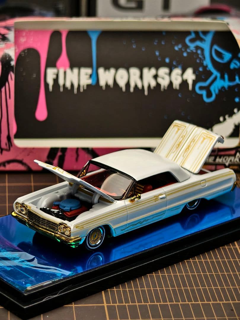 ミニカー FINE WORKS 64 1/64 Lowrider Convertible