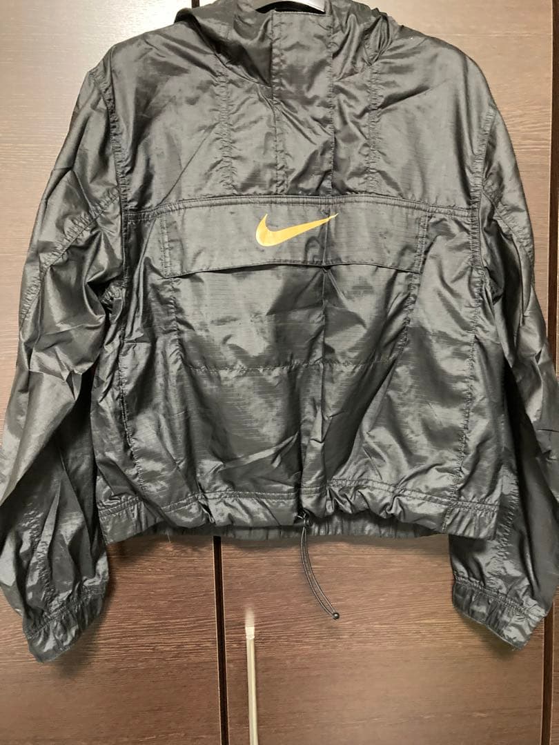 Nike ナイロンパーカー　ジャケット