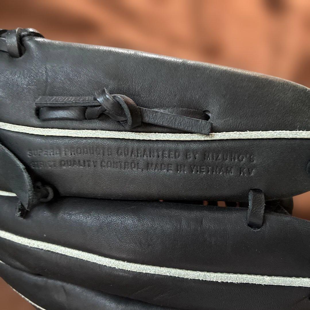 Mizuno ブラック 野球グローブ