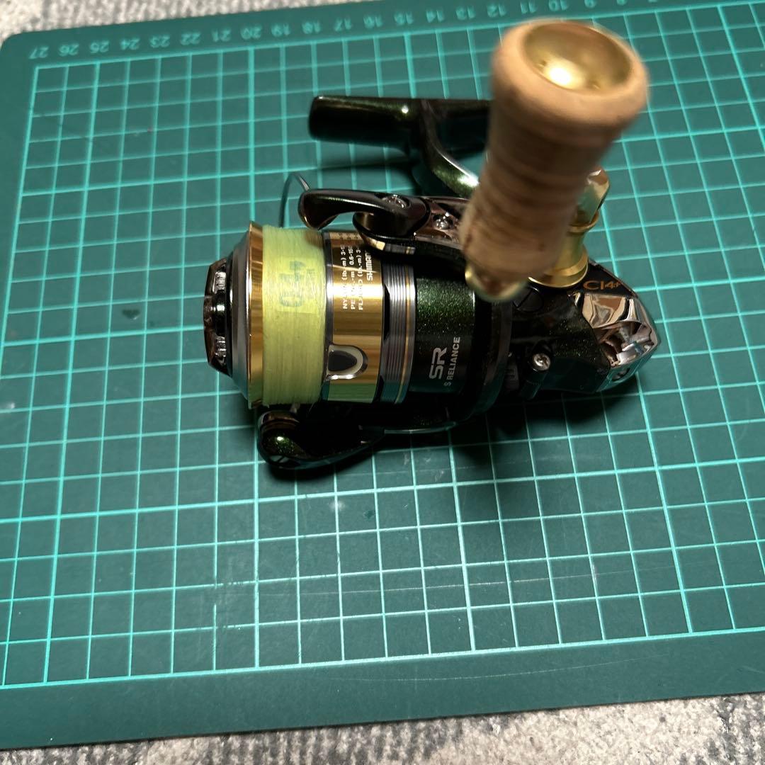 リール SHIMANO CARDIFF CI4+ C2000HGS