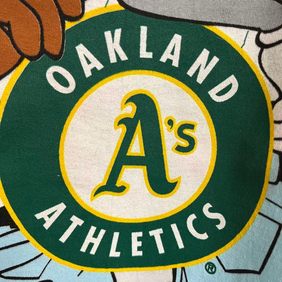 ルーニーテューンズ×MLB 新品オークランドアスレティックスTシャツ　Ｌサイズ