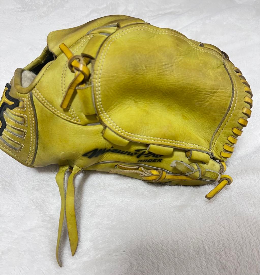 Mizuno Pro 軟式グローブ イエロー 収納袋付き