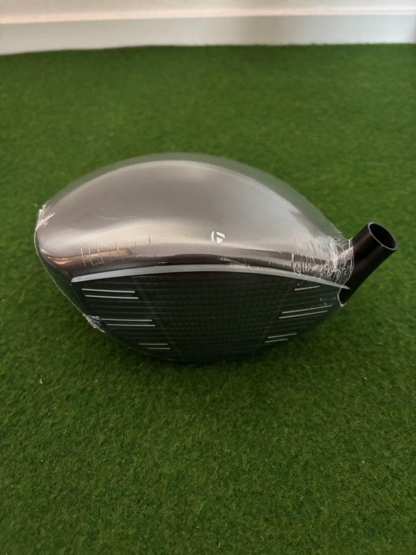 新品 テーラーメイド Qi4D Maxドライバー ヘッド 9.0°