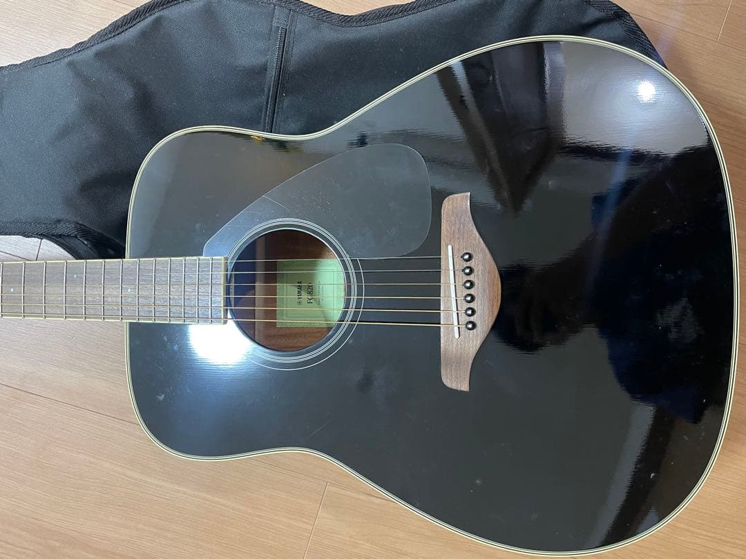 YAMAHA　アコギ　FG820（BL)