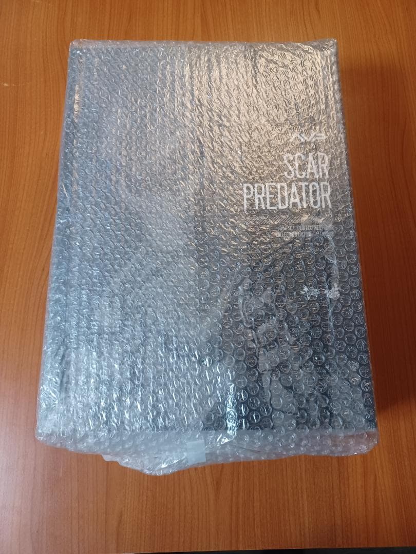【未使用・特典付】ホットトイズ スカープレデター 限定版 AVP 希少マスク付