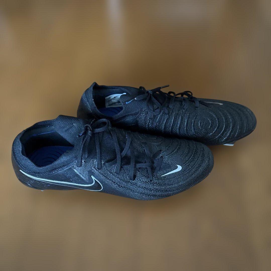 ナイキNIKE　ファントムGX 2　 エリート黒スパイクトップモデル 28センチ