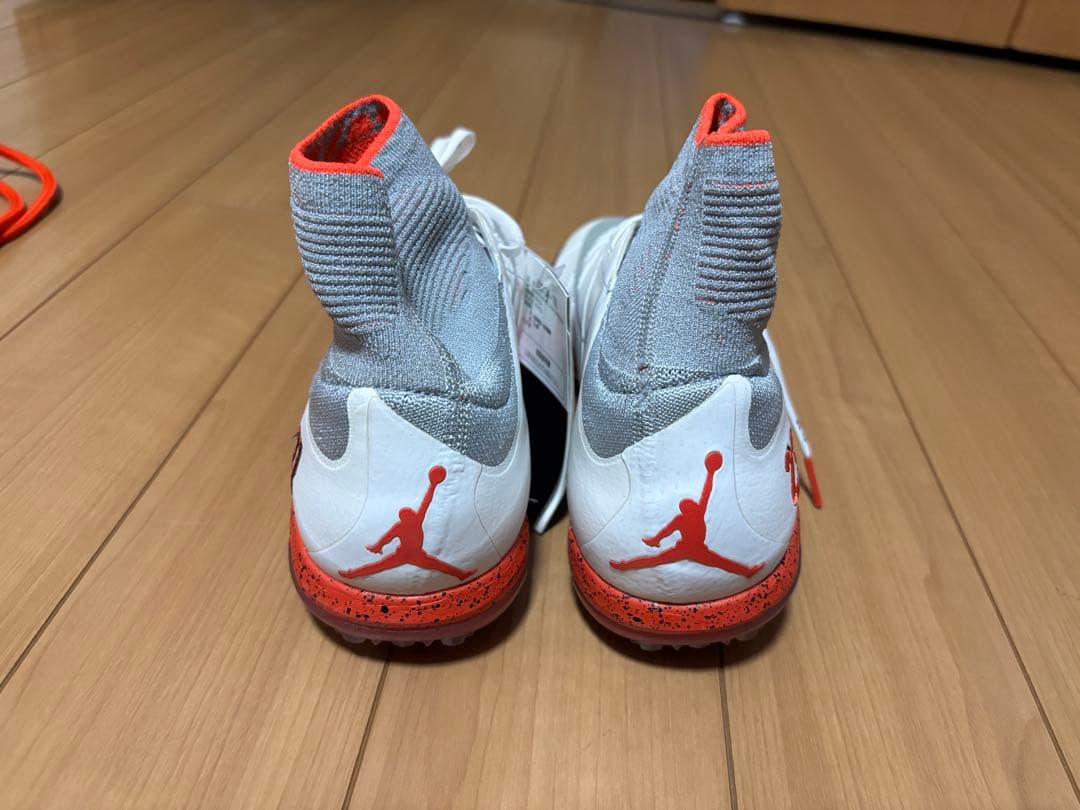 AIR JORDAN × NEYMAR HYPERVENOM X PROXIMO