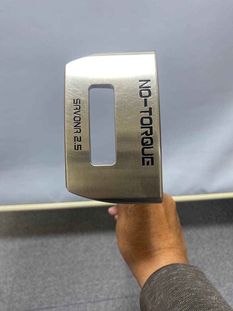 Piretti Savona 2.5 パター NO-TORQUE 33.5インチ