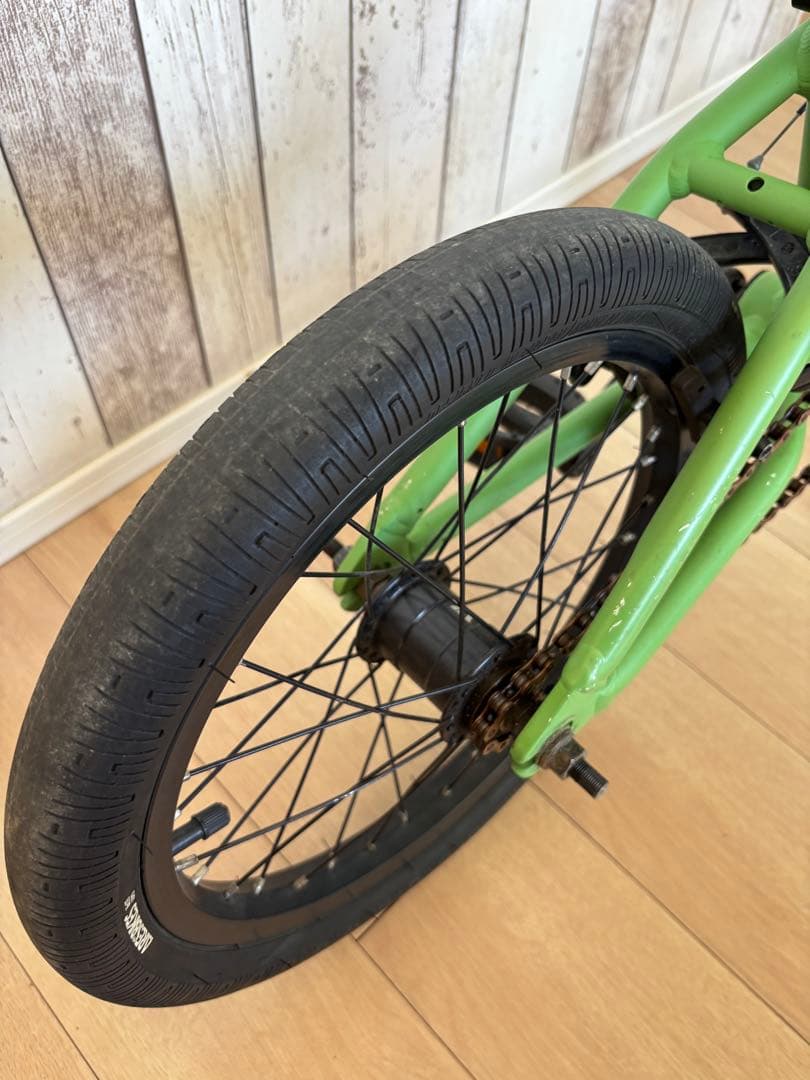 ams様お話中　ARESBIKES　STN　16インチ　アーレスバイクBMX