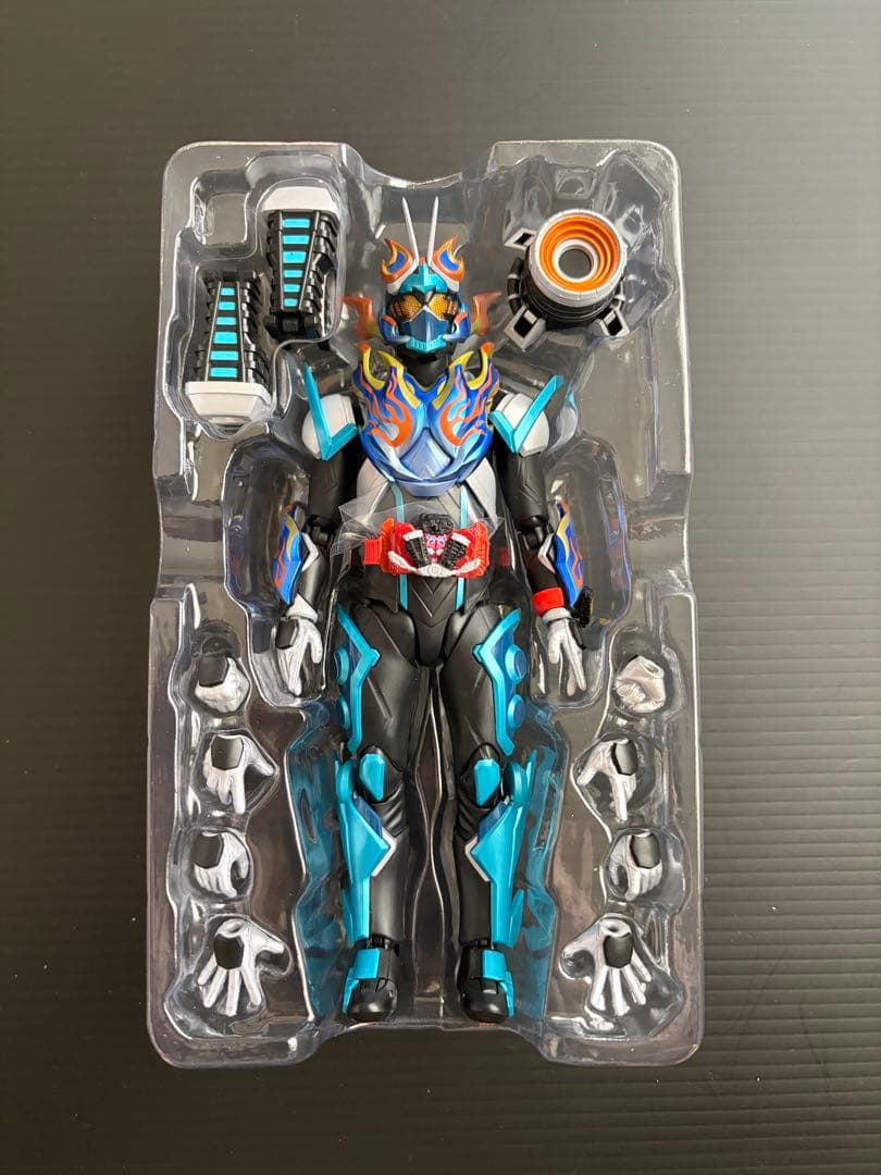 フィギュアーツ S.H.Figuarts 仮面ライダーファイヤーガッチャード