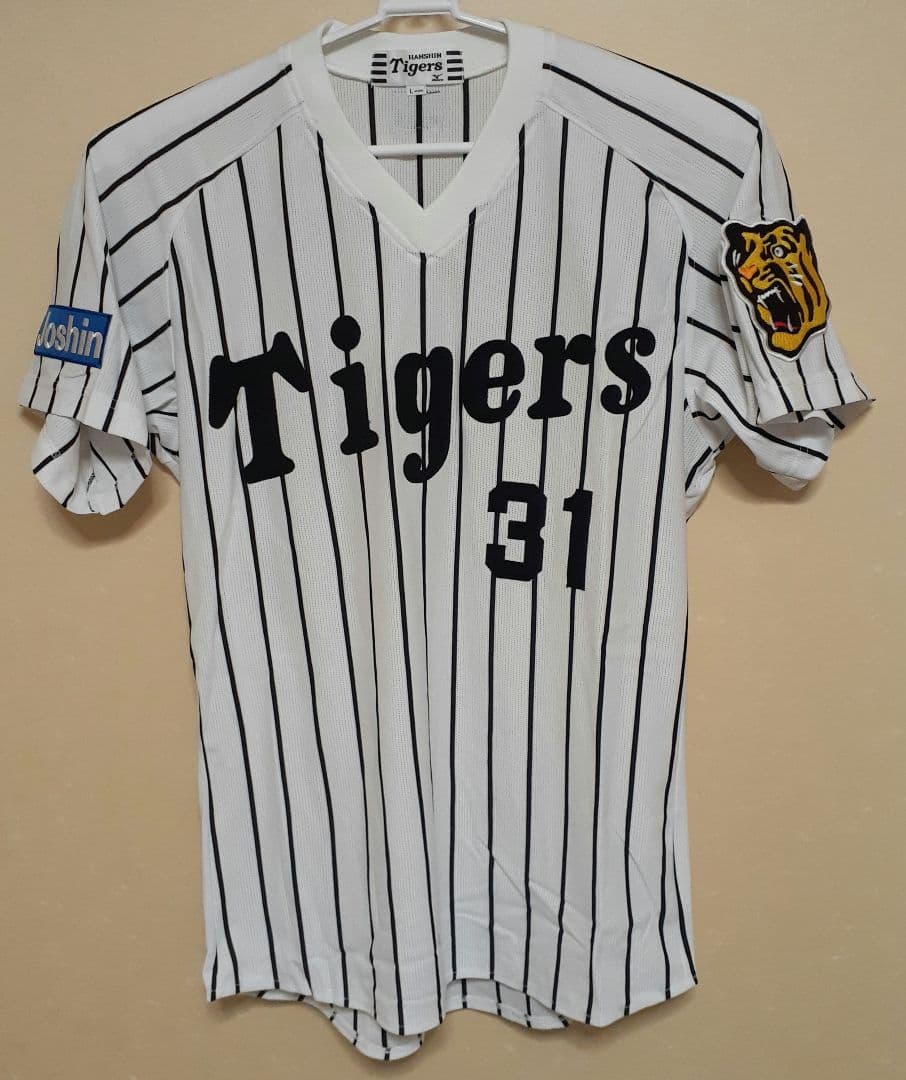 阪神タイガース掛布雅之 球団80周年記念 復刻レジェンドユニフォーム