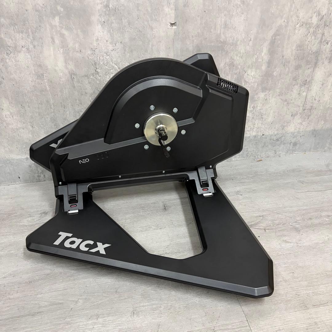 TACX NEO SMART T2800 タックス　スマートレーナー ローラー台