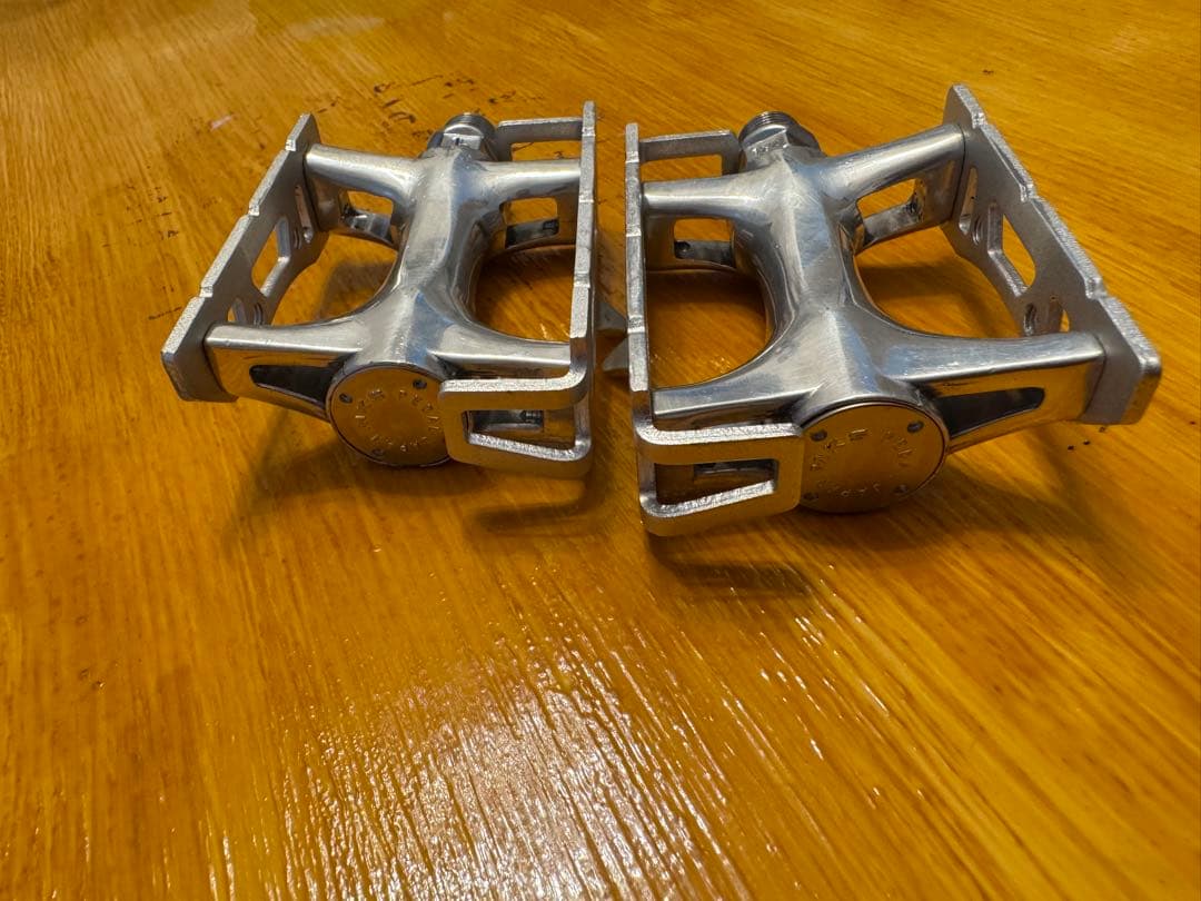 T*i様 美中古MKS  NUEVO ペダル　NJS刻印ありNJS刻印