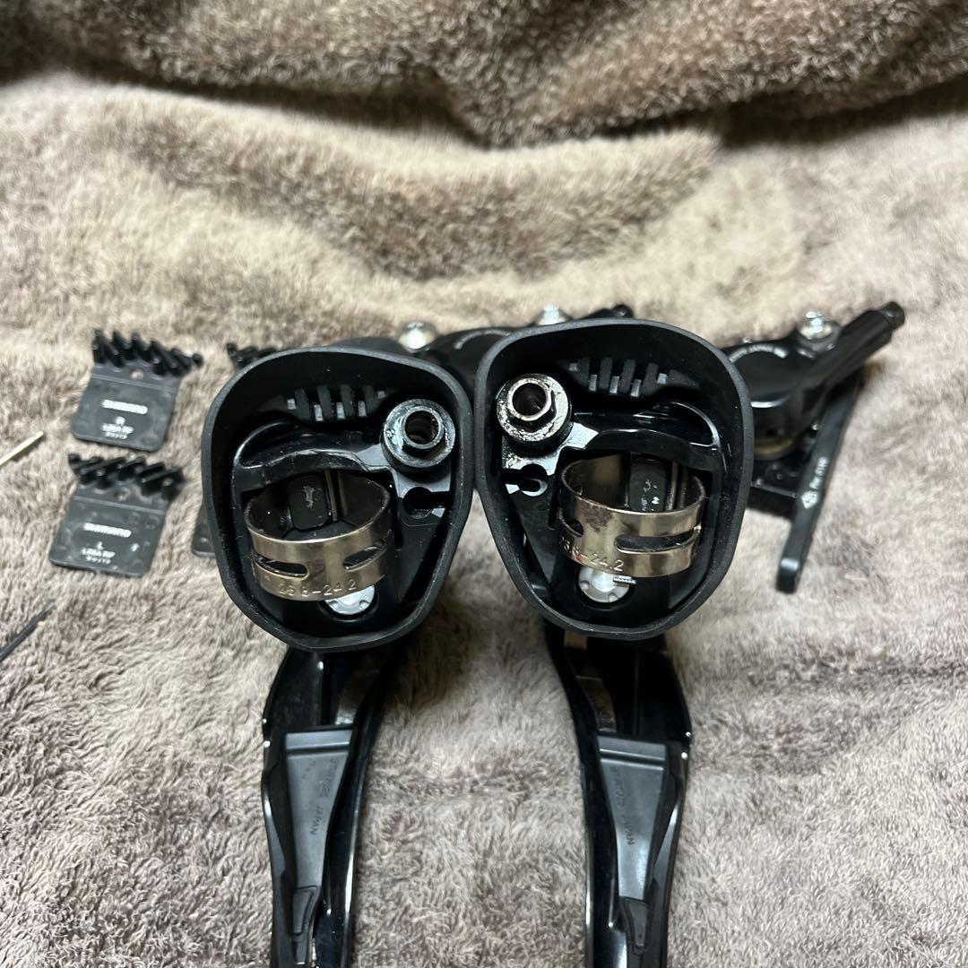 ST-R7025 / BR-R7070 STI/キャリパー　セット