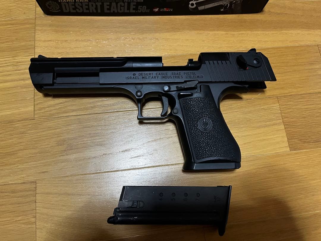 DESERT EAGLE .50AE ガスガン