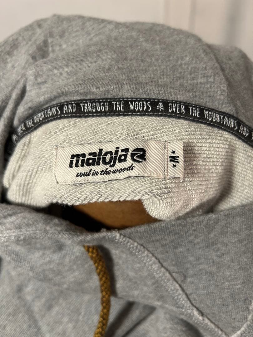 MAGURA マグラ　パーカー