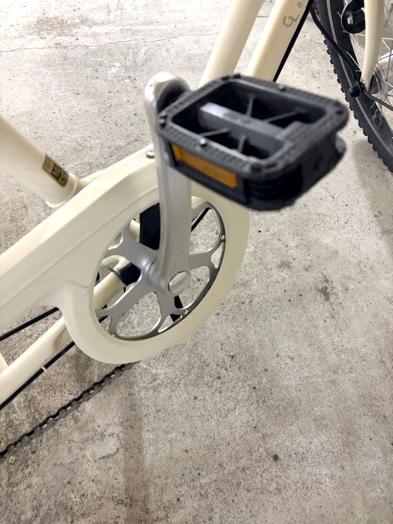 ベガス ミニベロ 自転車 本体 前カゴ付き 鍵なし