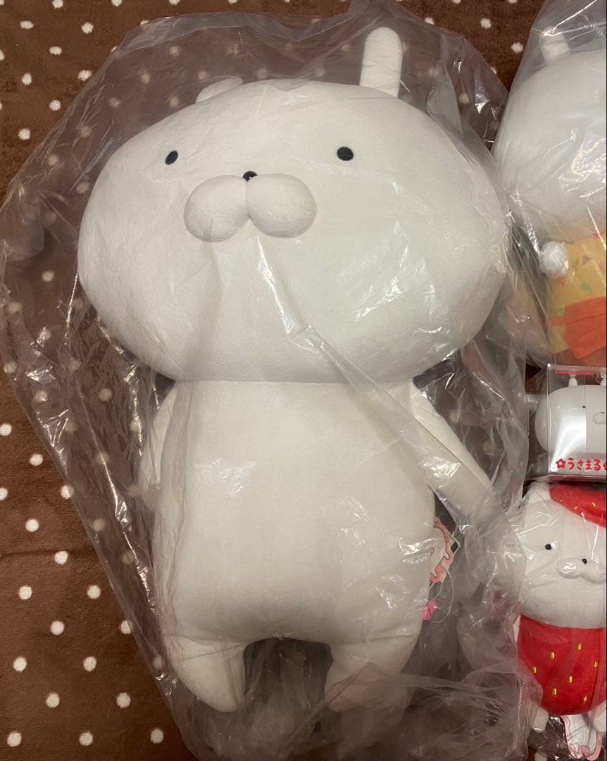 【新品】うさまる　ぬいぐるみ　いちご　等身大　　　　お部屋ライト　セット