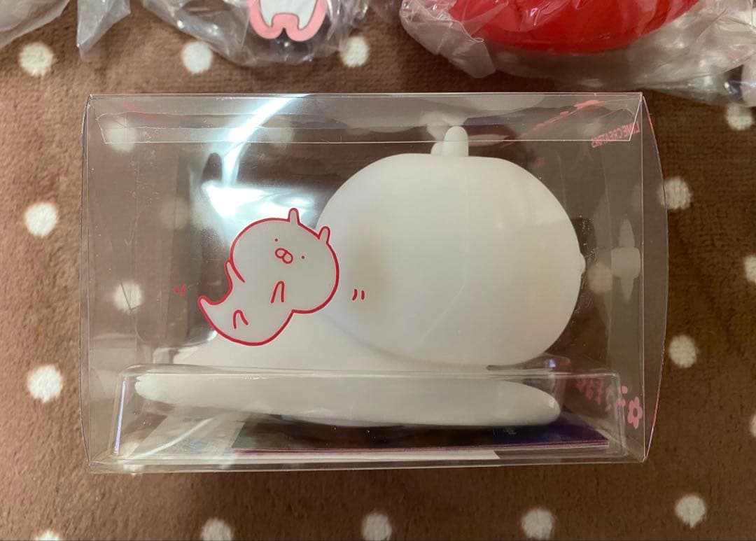 【新品】うさまる　ぬいぐるみ　いちご　等身大　　　　お部屋ライト　セット