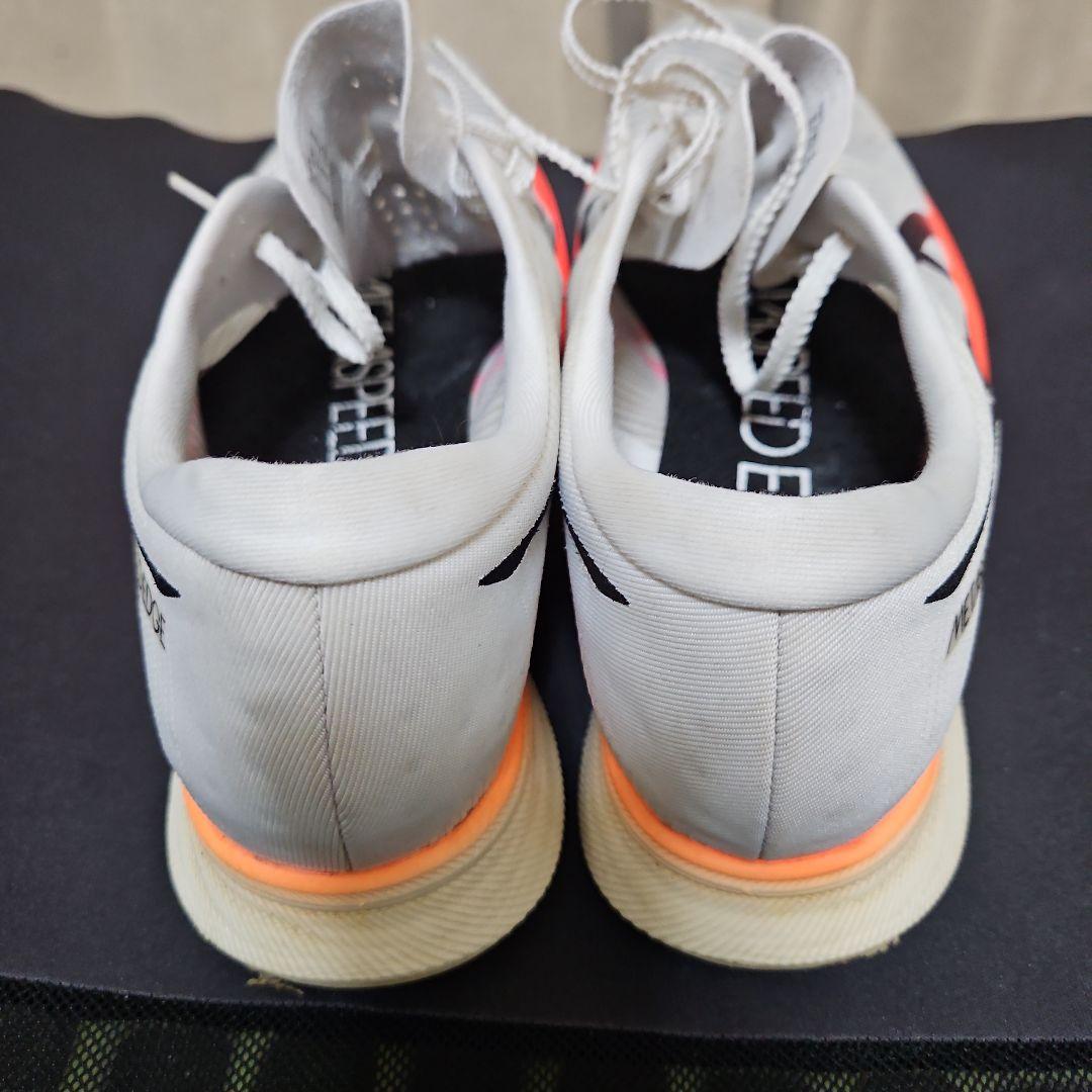 ASICS メタスピードエッジ