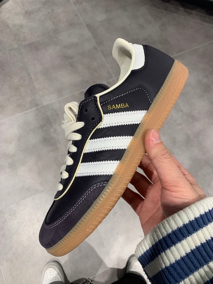 シューズ adidas Originals WMNS Samba OGAura Black