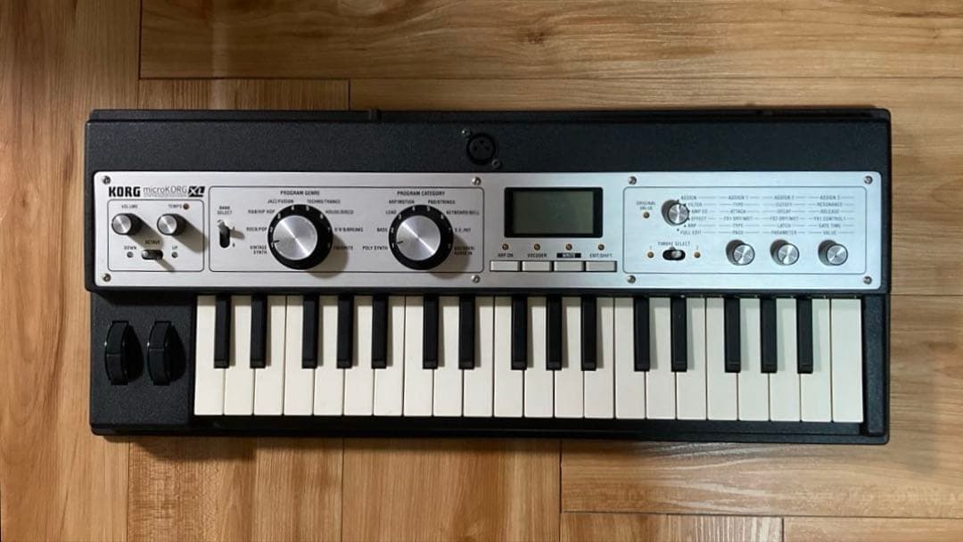 ジャンク品　KORG microKORG XL シンセサイザー