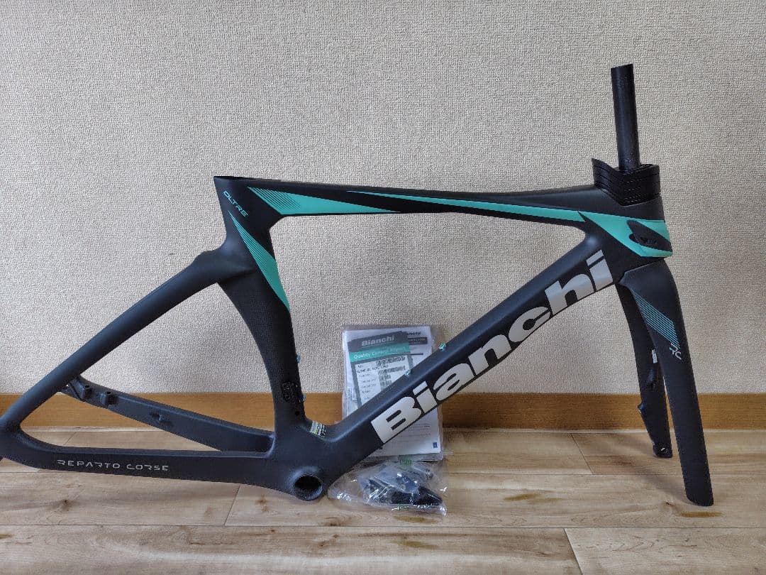 Bianchi oltre RC 47サイズフレームセット未組み立て品