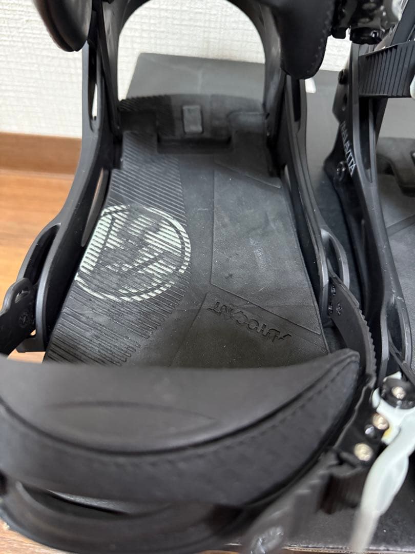 バートン　Burton MALAVITA ビンディング Mサイズ