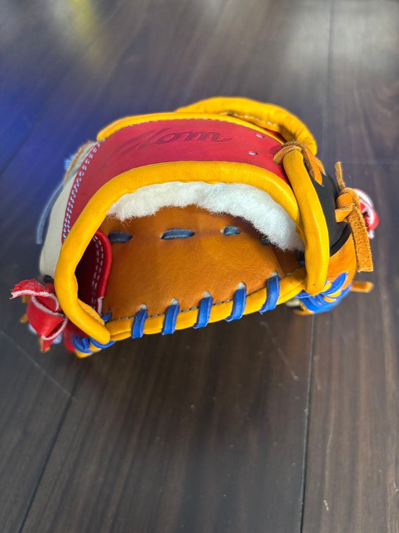 GLOM グロム　硬式　トレーニンググラブ　左投げ　野球グローブ　グラブ