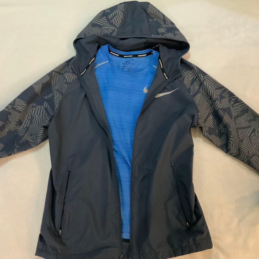Nike RUNNING 長袖トップスとジャケット ２着セット　ユーズド