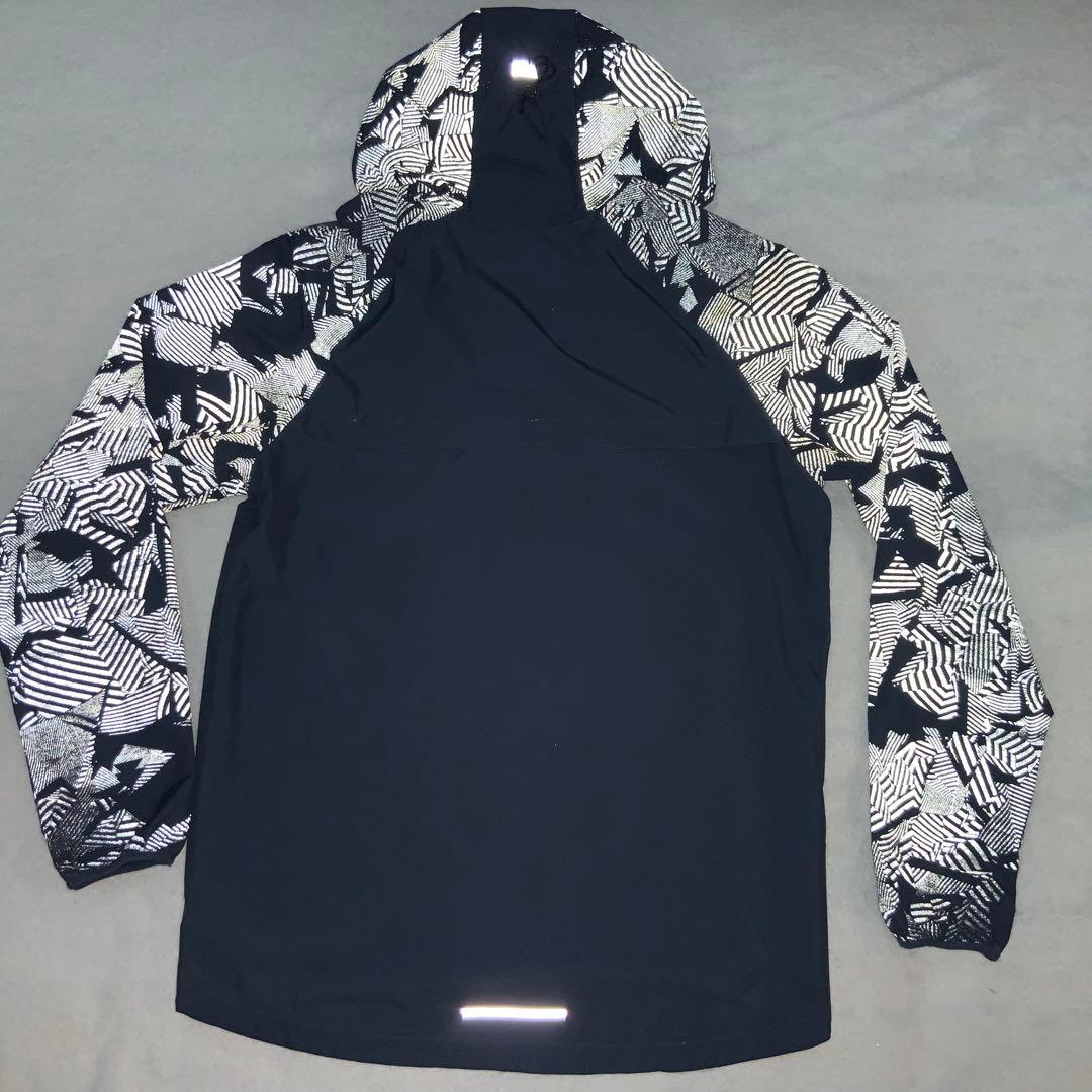 Nike RUNNING 長袖トップスとジャケット ２着セット　ユーズド