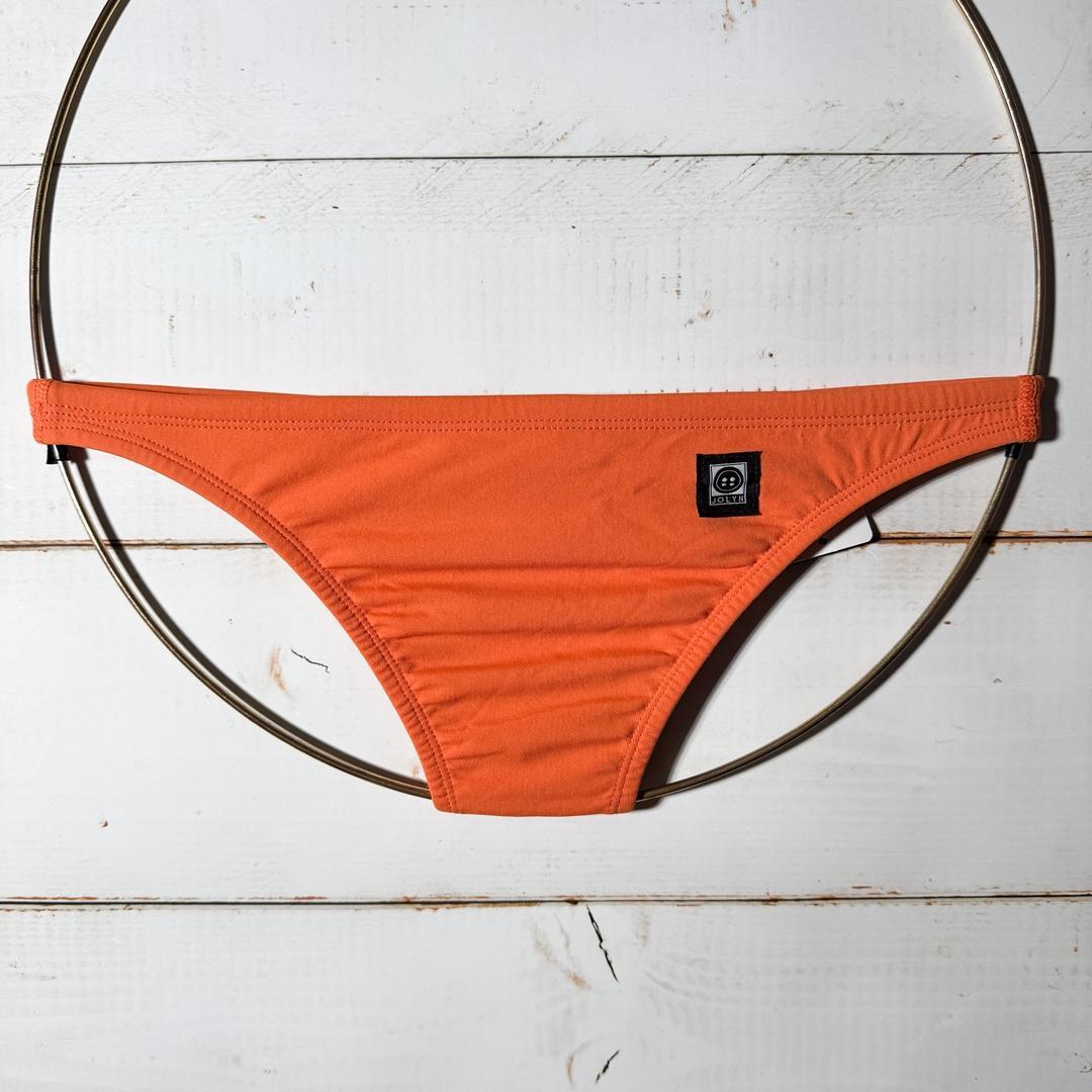 JOLYN ビーチバレー ビキニ 水着 Orange 海外S A044