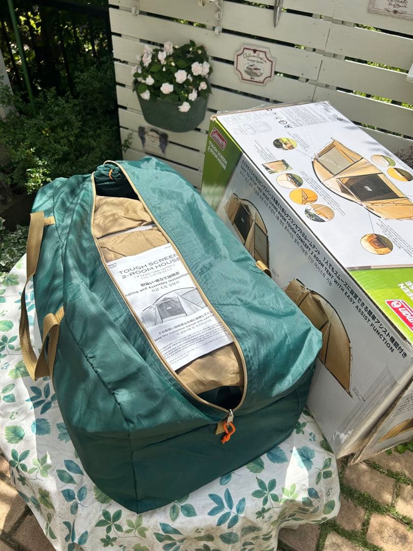 Coleman ベージュキャンプテント 収納バッグ付き