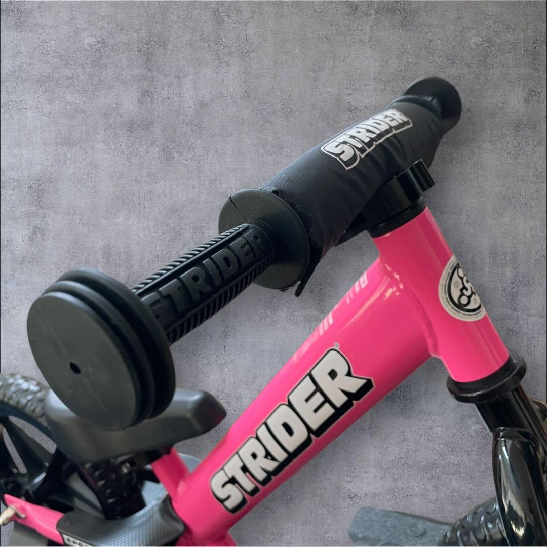 新品　STRIDER ストライダースポーツ ピンク 12インチ ロッキングベース
