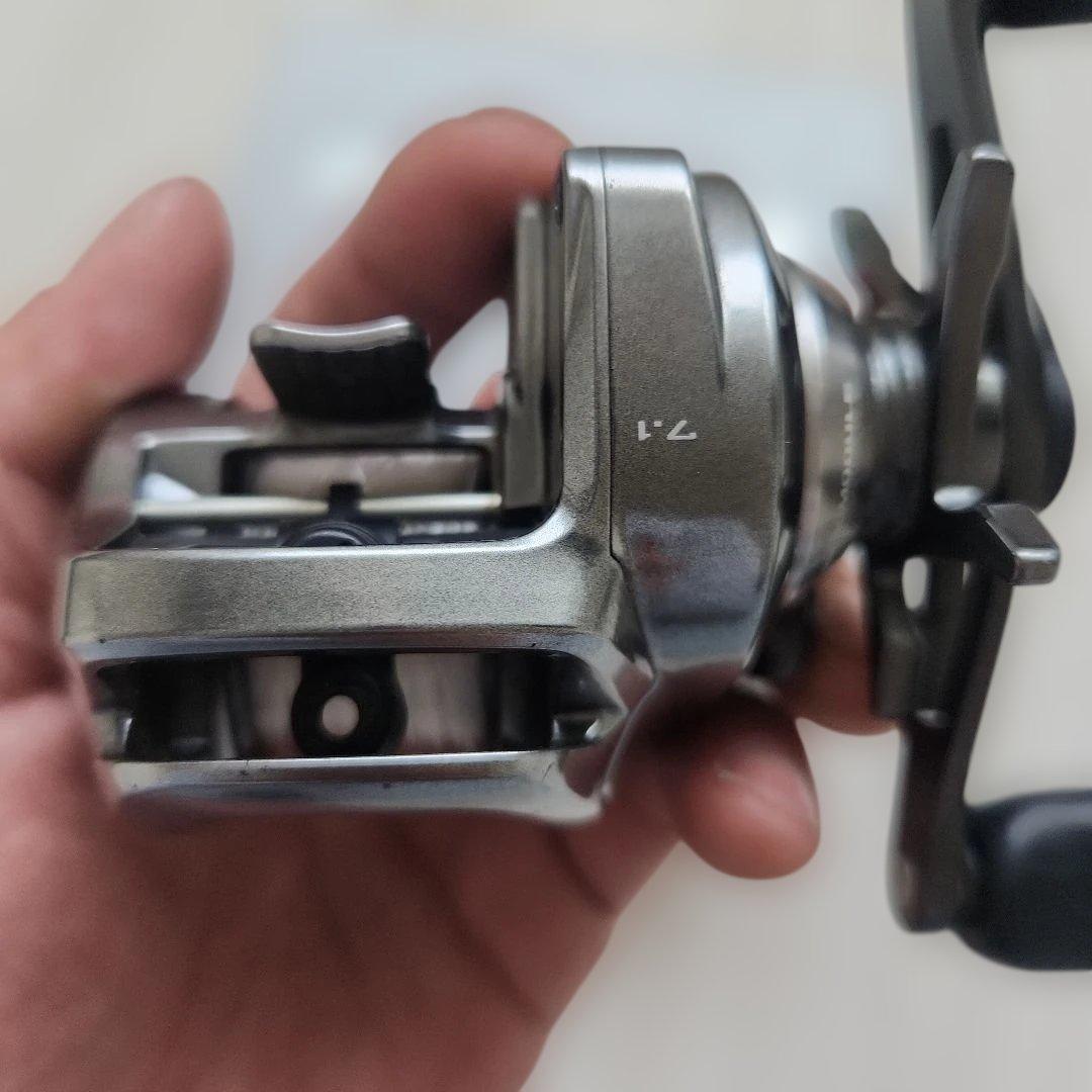SHIMANO 18バンタム MGL HG ベイトリール